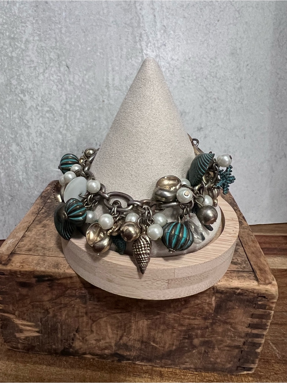 Gold Tone & Patina Turquoise Pearl Charm Beach Faux Seashell Bracelet